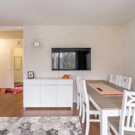 Valoisa Jossa Erinomaiset Vuoteet. *