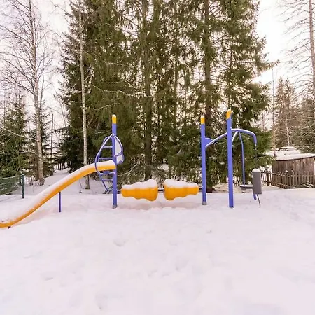 Valoisa Huoneisto Jossa Erinomaiset Vuoteet. * S:t Michel