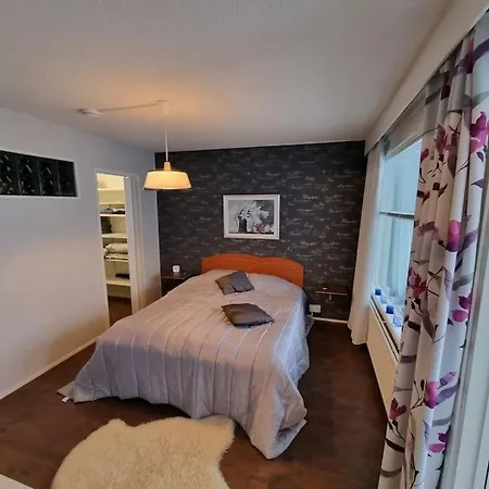 Valoisa Jossa Erinomaiset Vuoteet. *